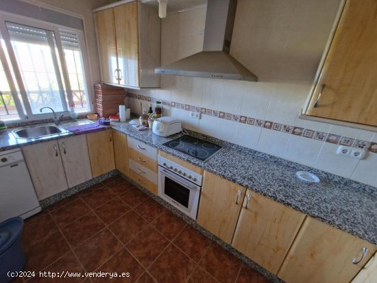 Villa en venta en Alcaucín (Málaga)