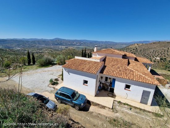 Villa en venta en Canillas de Aceituno (Málaga)