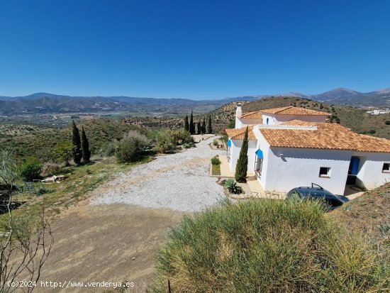 Villa en venta en Canillas de Aceituno (Málaga)