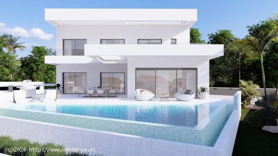 Villa en venta a estrenar en Estepona (Málaga)