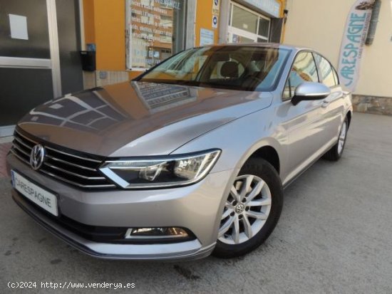 VOLKSWAGEN Passat en venta en AlcarrÃ s (Lleida) - AlcarrÃ s