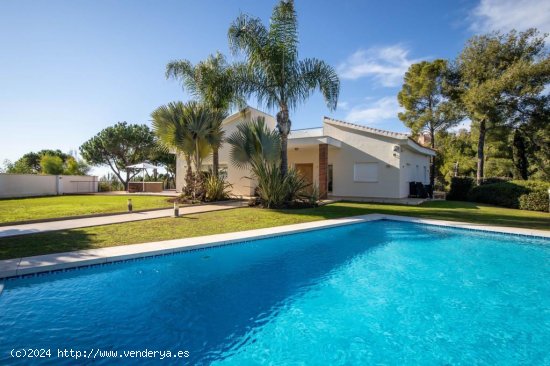 Villa en venta en Benahavís (Málaga)