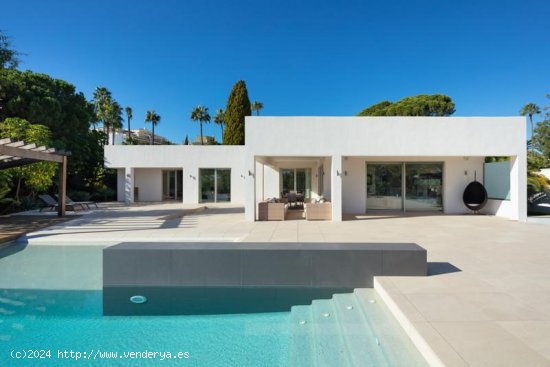  Villa en venta en Marbella (Málaga) 