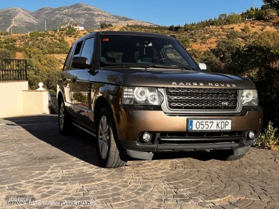 Land Rover Range Rover Vogue de 2011 con 177.000 Km por 25.500 EUR. en Malaga