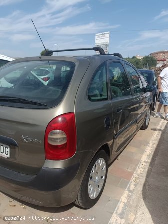 Citroen Xsara Picasso 1.6 HDI 110 SX TOP de 2008 con 286.000 Km por 2.600 EUR. en Valencia