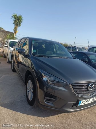  Mazda CX-5 2.2 sky activ technology style navi de 2015 con 163.000 Km por 13.100 EUR. en Valencia 