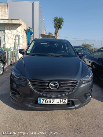 Mazda CX-5 2.2 sky activ technology style navi de 2015 con 163.000 Km por 13.100 EUR. en Valencia