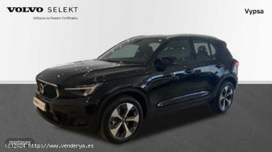  Volvo XC40 XC40 Core, B3 (gasolina), Gasolina de 2022 con 15.650 Km por 37.900 EUR. en Ciudad Real 