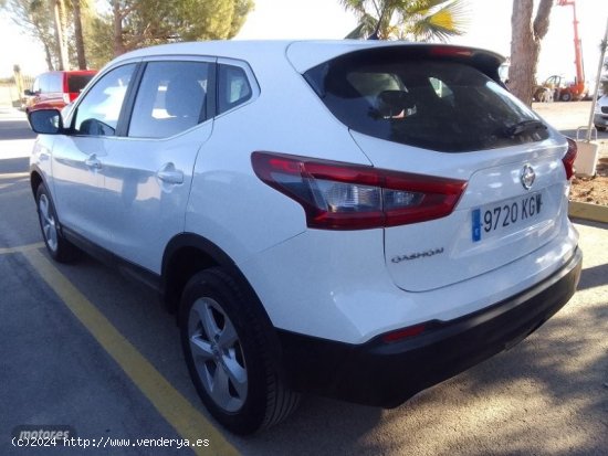 Nissan Qashqai 4X4 1.6 DCI 130 CV. de 2018 con 152.000 Km por 17.000 EUR. en Murcia