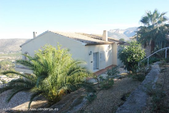 Villa en venta en Dénia (Alicante)