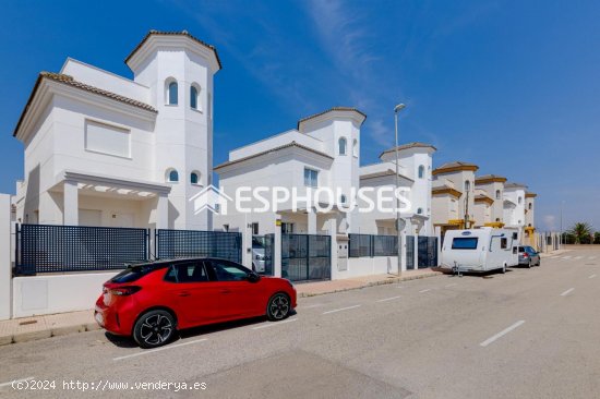 Casa en venta a estrenar en San Fulgencio (Alicante)