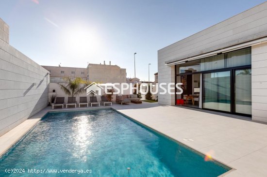  Casa en venta a estrenar en Pilar de la Horadada (Alicante) 