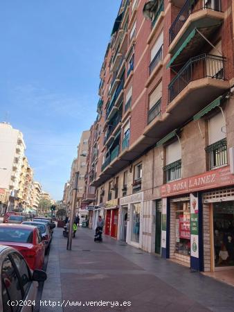  SE VENDE O ALQUILA LOCAL COMERCIAL - ALICANTE 