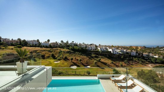 Villa en venta a estrenar en Estepona (Málaga)