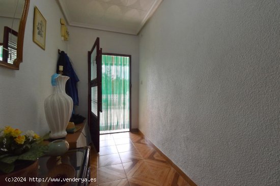 Villa en venta en Turís (Valencia)