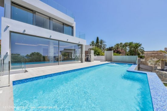 Casa en venta a estrenar en Calpe (Alicante)