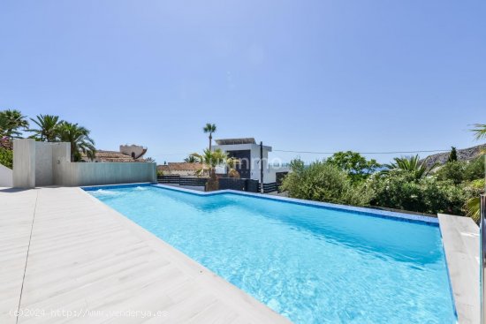 Casa en venta a estrenar en Calpe (Alicante)