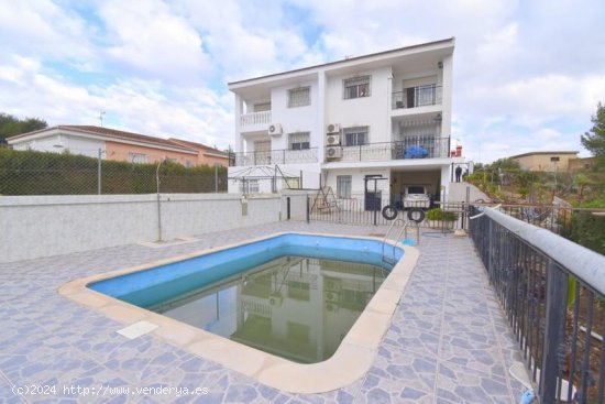 Villa en venta en Turís (Valencia)