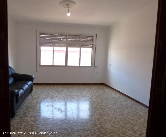 Piso en Cádiz - zona Bahía blanca - CADIZ