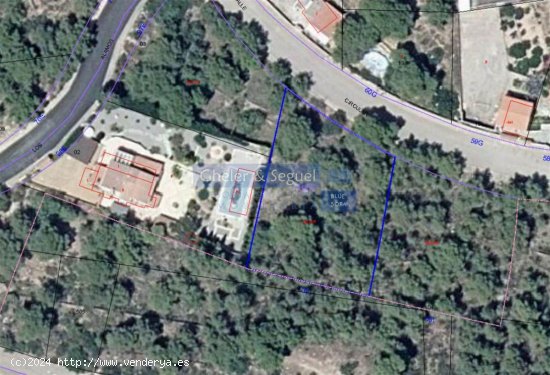 Parcela en venta en Algar de Palancia (Valencia)