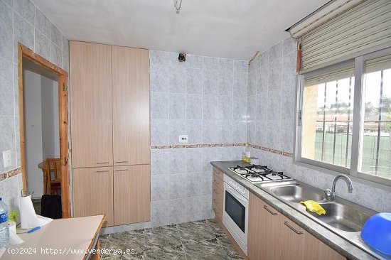 Villa en venta en Turís (Valencia)