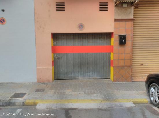 Excelente plaza de garaje doble (coche pequeño) - VALENCIA