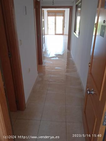 OPORTUNIDAD, SE VENDE ESTUPENDO PISO EN ALQUERIAS - MURCIA