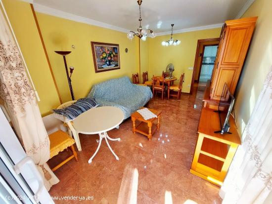 Apartamento de 2 dormitorios y 2 baños. Zona centro - ALICANTE