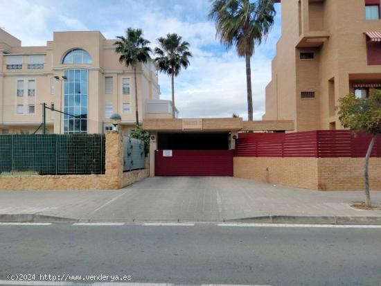 Garaje y Trastero  en Playa de San Juan - ALICANTE