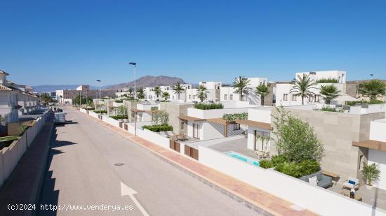 VILLAS PAREADAS DE PLANTA BAJA CON SOLÁRIUM - MURCIA