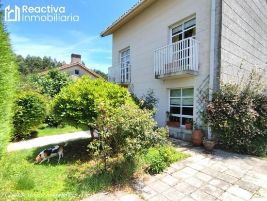 Chalet independiente con jardín en Urb. Aldea Nova - A CORUÑA