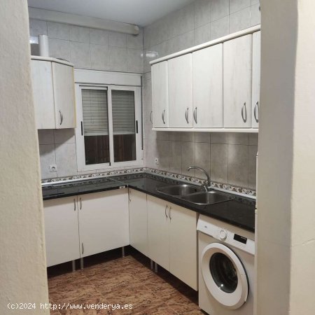 Piso en Venta en Los Molinos - Almería