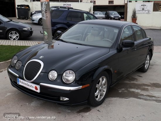 Jaguar S-Type 3.0 V6 de 2000 con 106.255 Km por 7.900 EUR. en Madrid