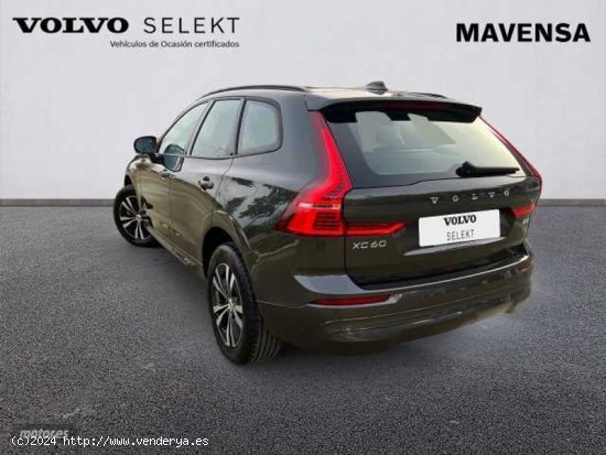 Volvo XC 60 XC60 Momentum, B4 mild hybrid (diesel) de 2022 con 24.411 Km por 43.500 EUR. en Badajoz