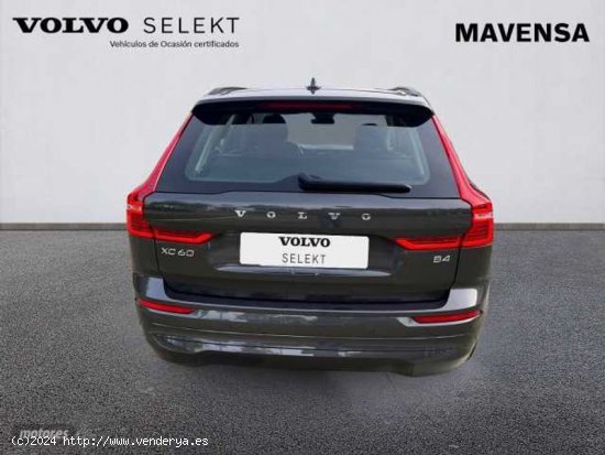 Volvo XC 60 XC60 Momentum, B4 mild hybrid (diesel) de 2022 con 24.411 Km por 43.500 EUR. en Badajoz