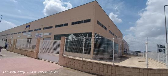 SE ALQUILA NAVE INDUSTRIAL EN NOVELDA ZONA POLIGONO FONDONET - ALICANTE