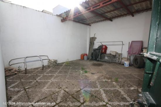 LOCAL CON POSIBILIDAD DE HABILITAR A VIVIENDA - CADIZ