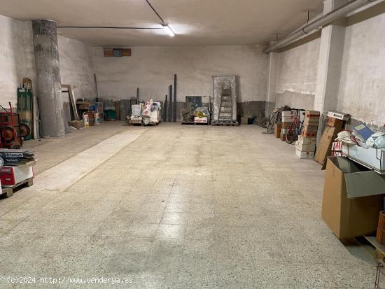 Local comercial en Horta - BARCELONA