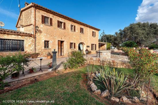 Villa rústica con piscina en Sa Casa Blanca - BALEARES