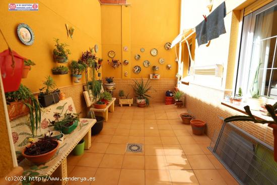 PISO EN PLANTA BAJA PARA ENTRAR A VIVIR EN EL CENTRO DE ALCAZAR - CIUDAD REAL