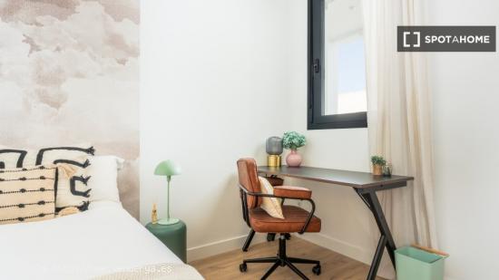 Vive la experiencia de co-living en el corazón de Málaga - MALAGA