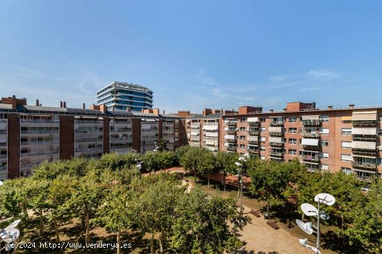  Moderno apartamento amueblado en Villa Olimpica - BARCELONA 