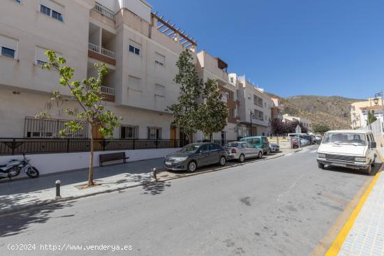 Piso en Albuñol con trastero frente al CEIP Natalio Rivas - GRANADA