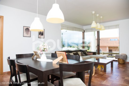 Espectacular casa de 278 m² en Lugar Aseñado, 15108 Carballo (A Coruña)