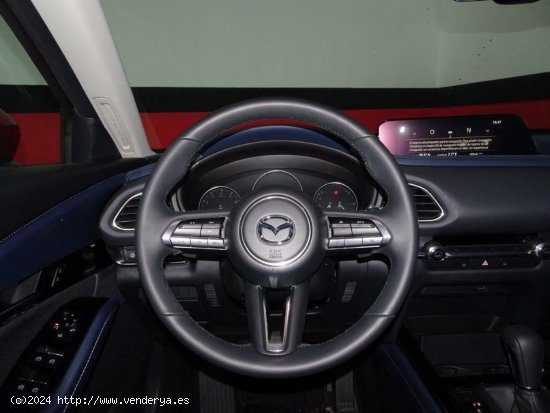 Mazda CX-30 2.0 e-Skyactiv 122CV MHEV AT Zenith - 