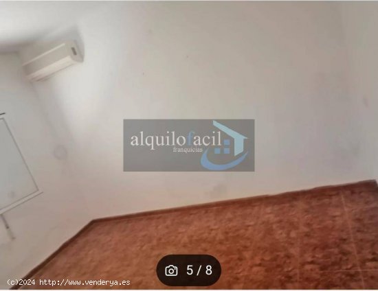 SE VENDE CASA EN CASAS DE JUAN NUÑEZ/ 6 DORMITORIOS/ 2 BAÑOS/ 82000€