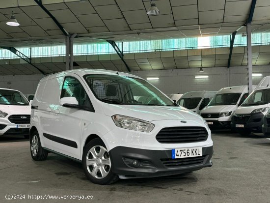 Ford Transit Courier 1.5TDCI 76CV TREND - Lugo