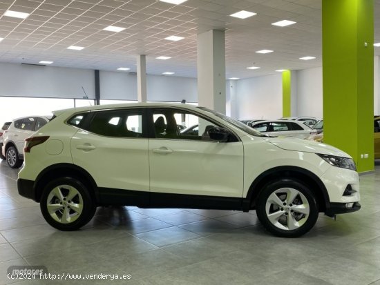 Nissan Qashqai 1.5 DCI 85kW (115CV) 4x2 Acenta de 2020 con 70.000 Km por 19.800 EUR. en Malaga