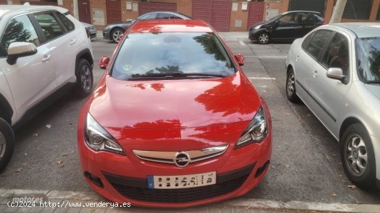 Opel Astra Sportive 2.0 CDTI 165CV 6V de 2013 con 155.000 Km por 9.500 EUR. en Madrid