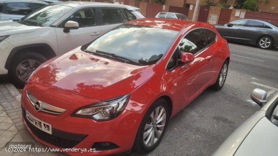 Opel Astra Sportive 2.0 CDTI 165CV 6V de 2013 con 155.000 Km por 9.500 EUR. en Madrid